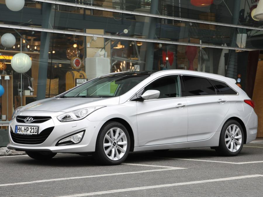  Hyundai i40 Wagon 2011 года  (фото 20 из 30)